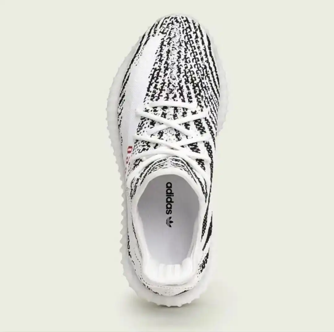 椰子鞋未来市场趋势_yeezy水蜜桃与Adidas合作_阿迪达斯Yeezy品牌改名策略
