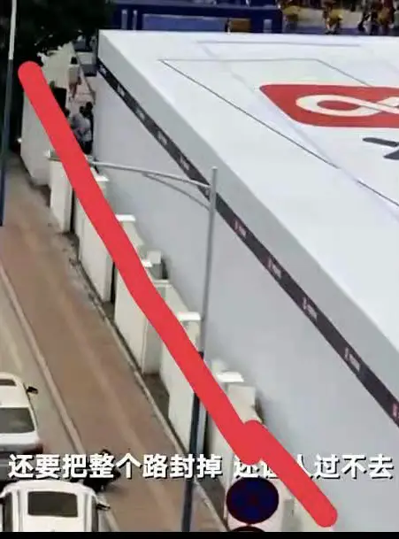 网红大八卦辛巴直播在哪里看到-_辛巴 网红体质 直播基地封路